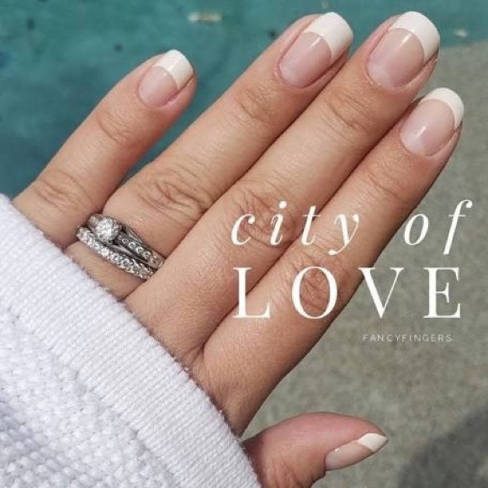 City of love color street French manicure